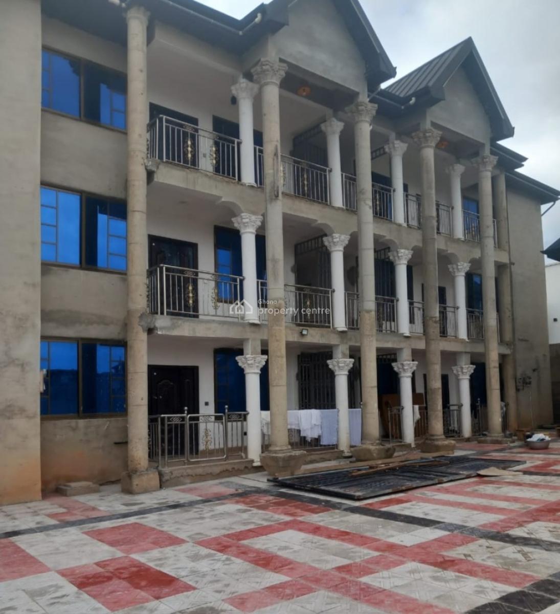 12 Bedrooms   ( 6 Apartment/ Flats., Kenyasi Abrem, Kumasi Metropolitan, Ashanti, Apartment for Sale