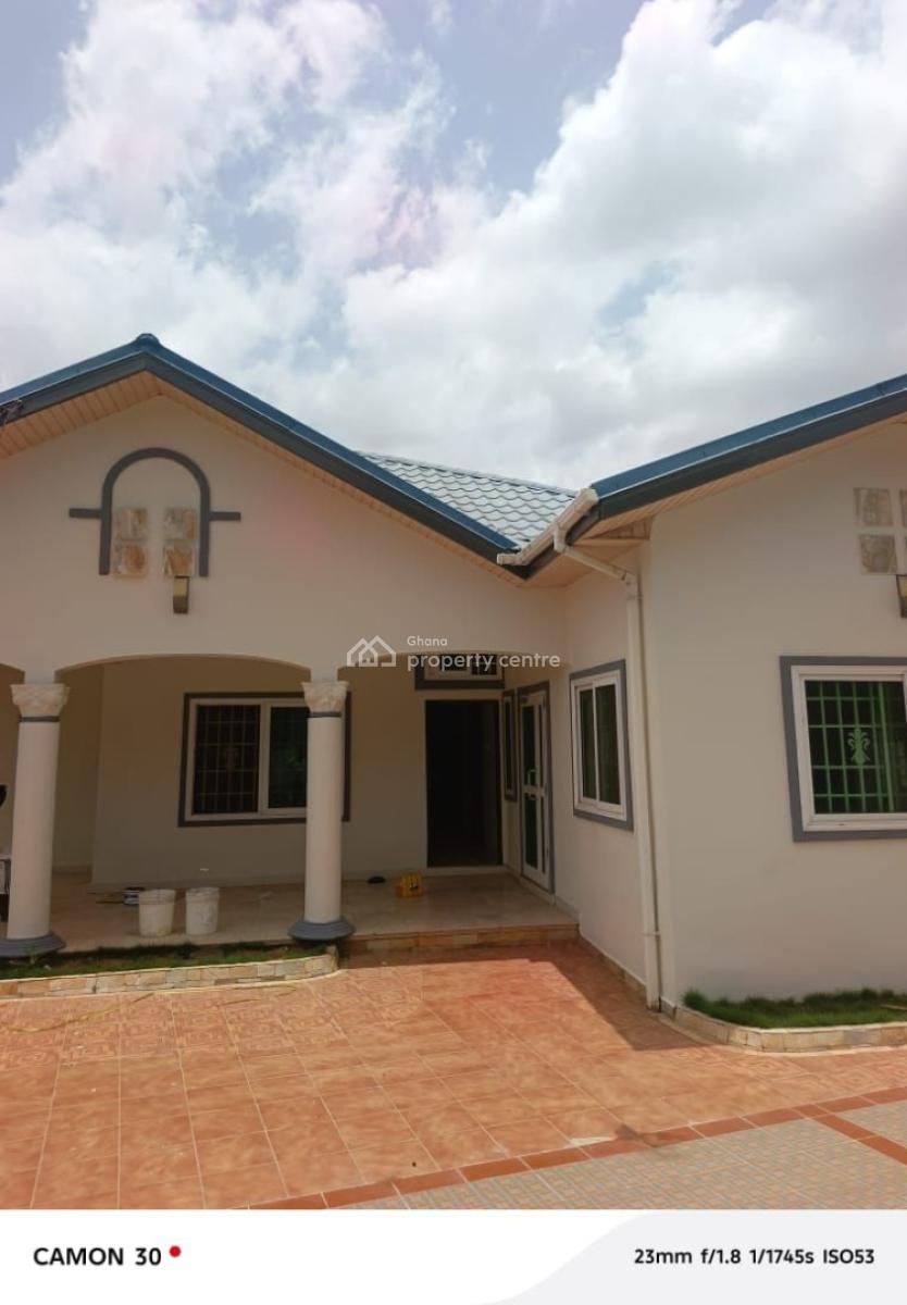 Decent 4 Bed Burgalow House @ Upsa, Accra, Upsa, East Legon, Accra, House for Rent