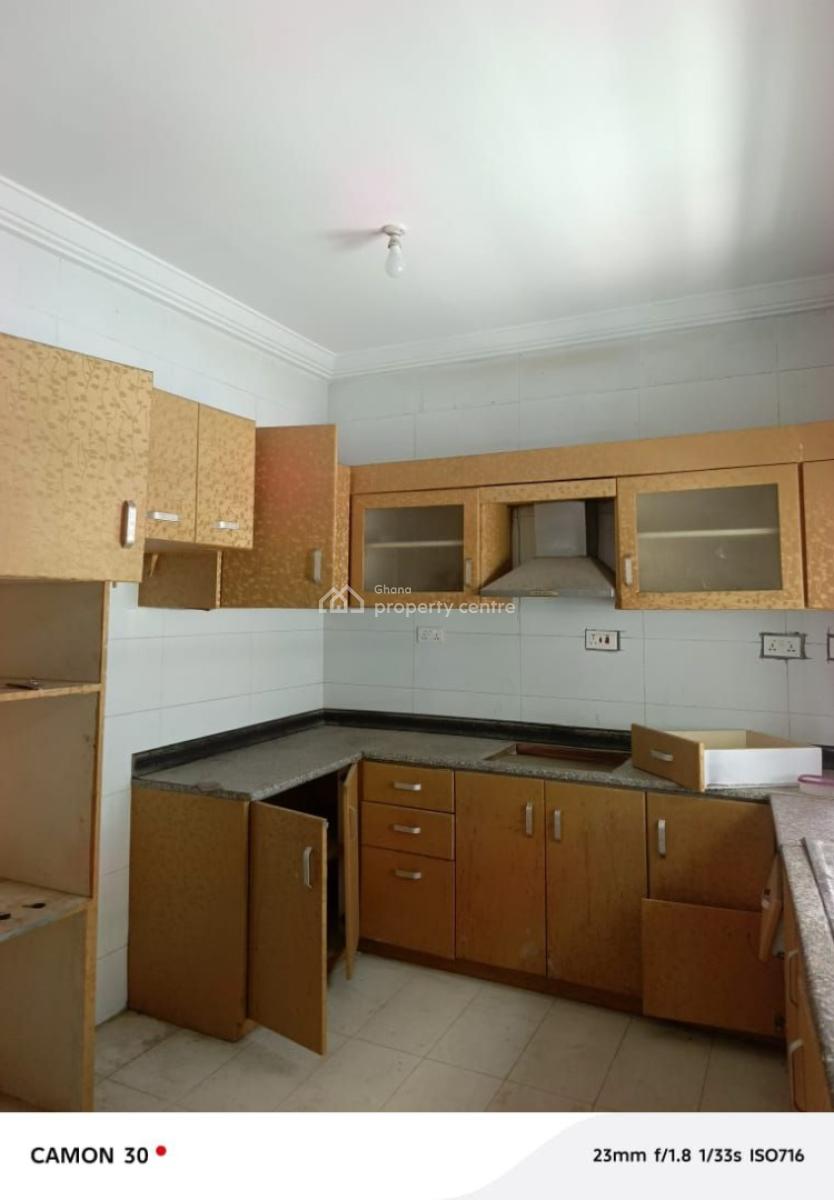 Decent 4 Bed Burgalow House @ Upsa, Accra, Upsa, East Legon, Accra, House for Rent