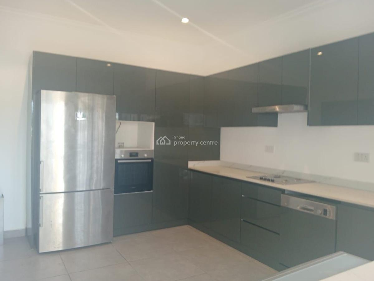 Executive 4-bed Townhome @ Airport Residential, Airport Residential Area, Accra, Townhouse for Rent