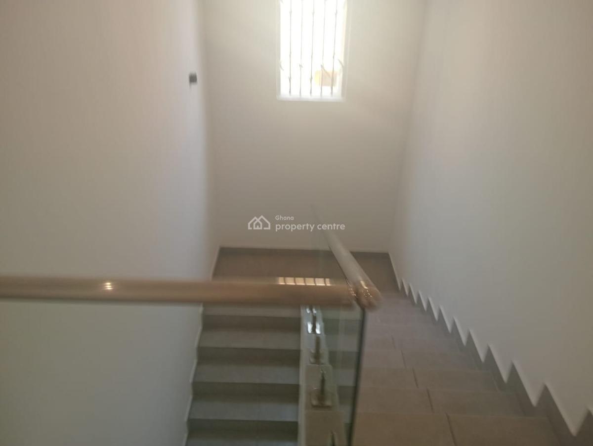 Executive 4-bed Townhome @ Airport Residential, Airport Residential Area, Accra, Townhouse for Rent