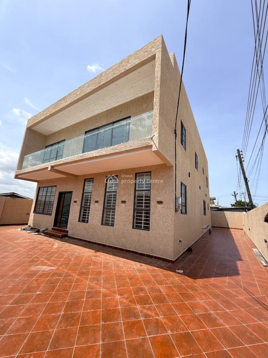 Luxurious 4-bedroom Modern Residence with Staff Quarters -- East Legon, Obojo, East Legon, Accra, Detached Duplex for Sale