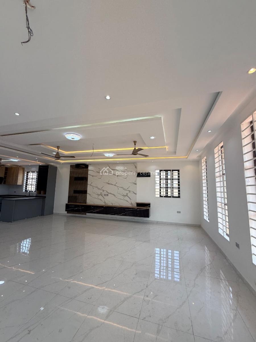 Luxurious 4-bedroom Modern Residence with Staff Quarters -- East Legon, Obojo, East Legon, Accra, Detached Duplex for Sale