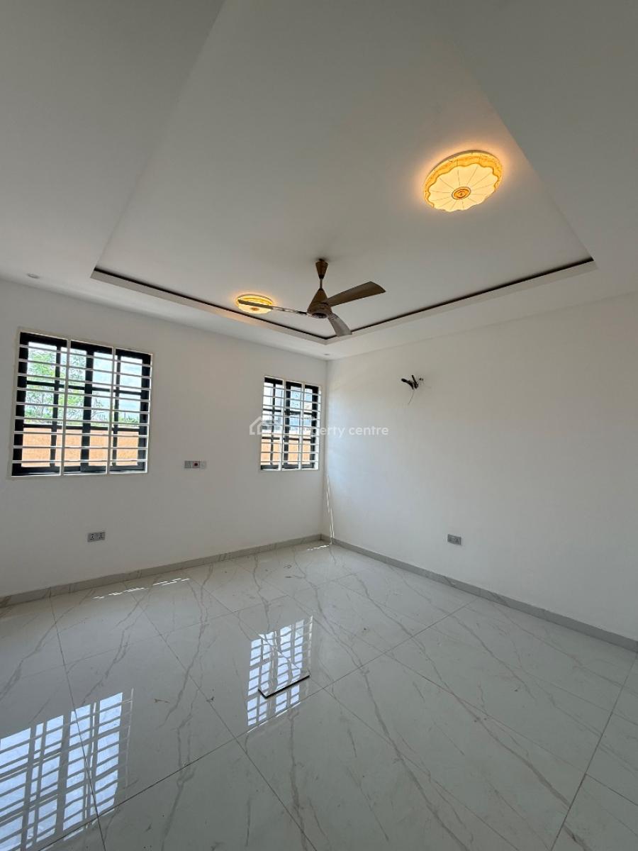 Luxurious 4-bedroom Modern Residence with Staff Quarters -- East Legon, Obojo, East Legon, Accra, Detached Duplex for Sale