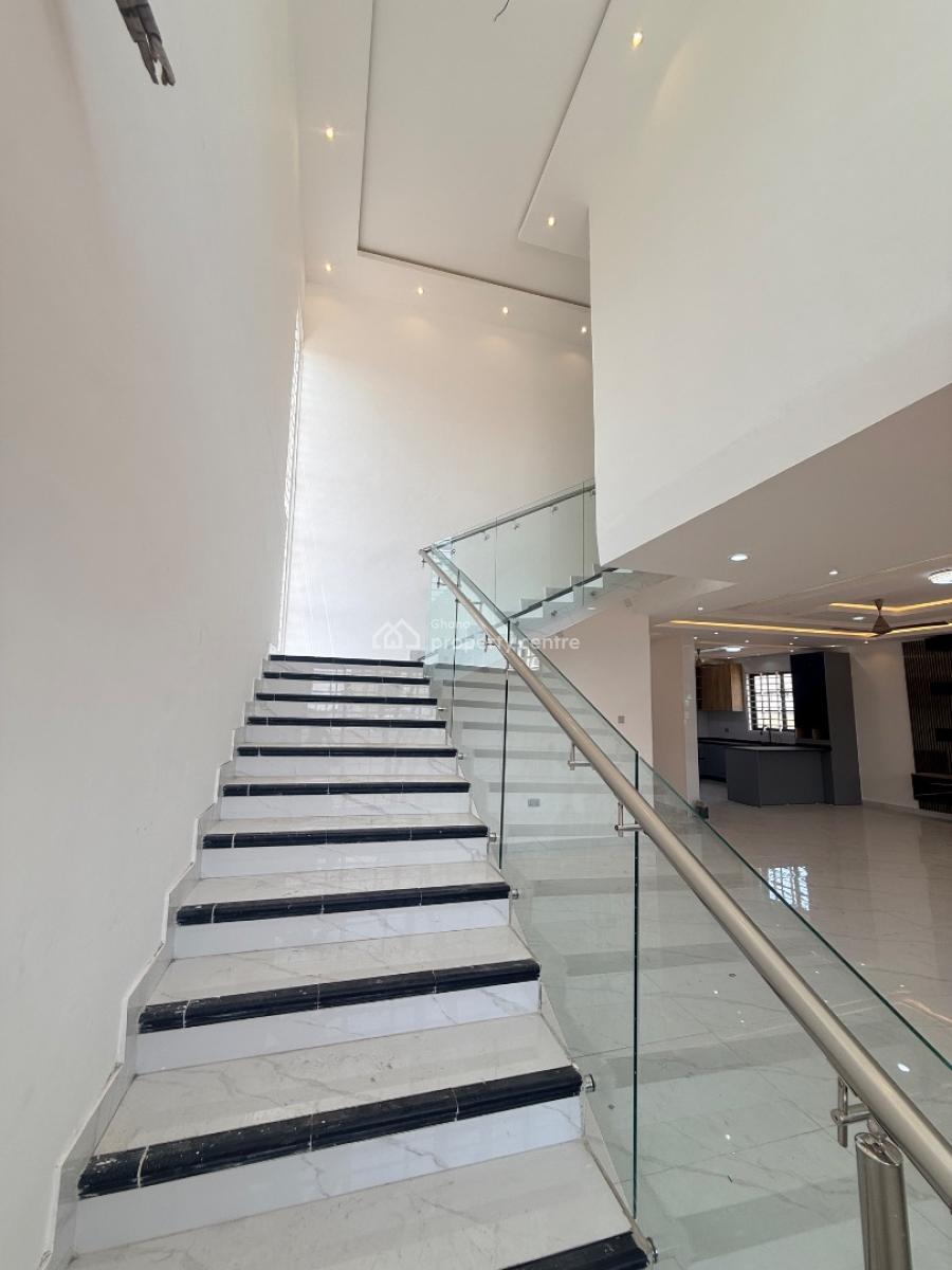 Luxurious 4-bedroom Modern Residence with Staff Quarters -- East Legon, Obojo, East Legon, Accra, Detached Duplex for Sale