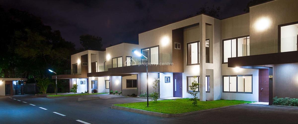 4 Bedroom Townhouse in a Gated Community, North Ridge, Accra, Detached Duplex for Rent