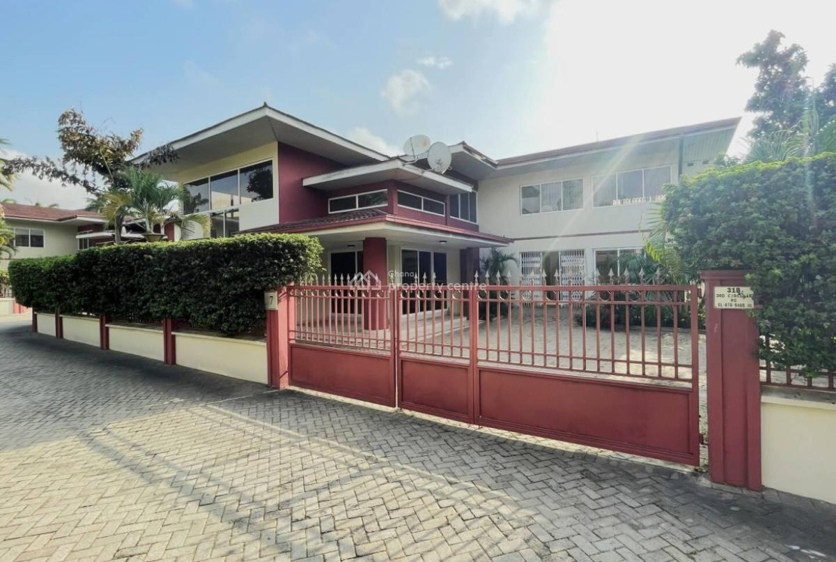 3 Bedroom Duplex with Staff Quarters in a Gated Community with Pool, Cantonments, Accra, Detached Duplex for Rent