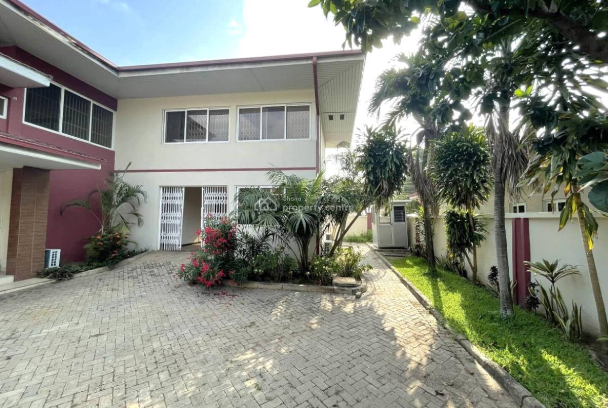 3 Bedroom Duplex with Staff Quarters in a Gated Community with Pool, Cantonments, Accra, Detached Duplex for Rent