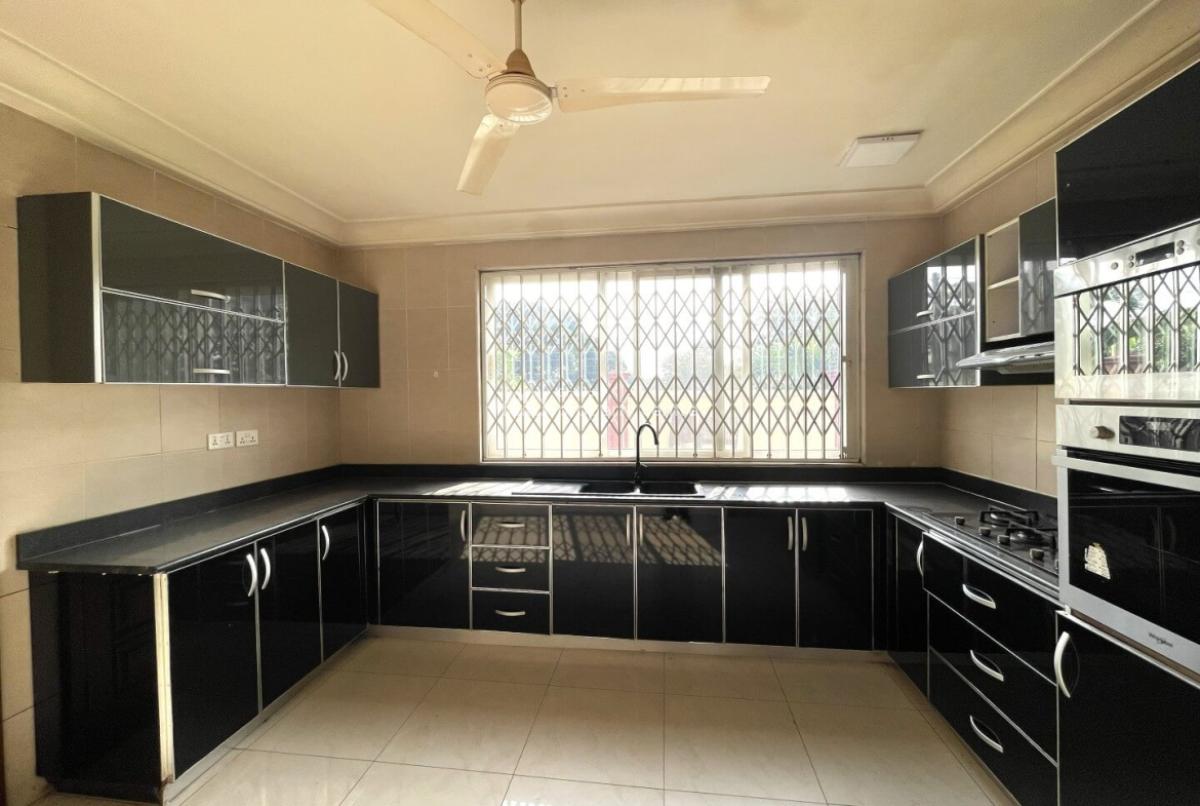 3 Bedroom Duplex with Staff Quarters in a Gated Community with Pool, Cantonments, Accra, Detached Duplex for Rent