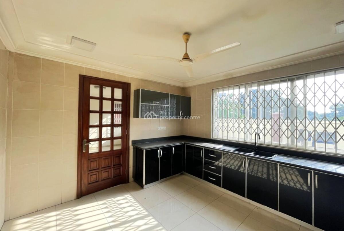 3 Bedroom Duplex with Staff Quarters in a Gated Community with Pool, Cantonments, Accra, Detached Duplex for Rent