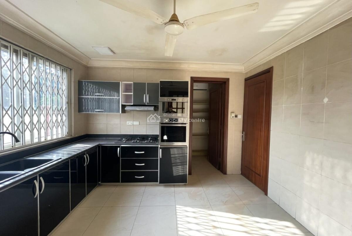 3 Bedroom Duplex with Staff Quarters in a Gated Community with Pool, Cantonments, Accra, Detached Duplex for Rent