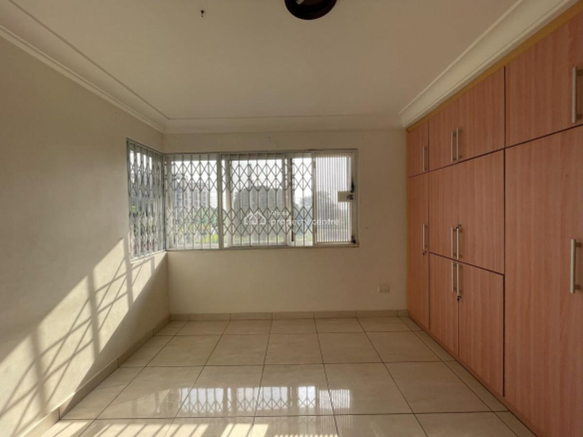 3 Bedroom Duplex with Staff Quarters in a Gated Community with Pool, Cantonments, Accra, Detached Duplex for Rent