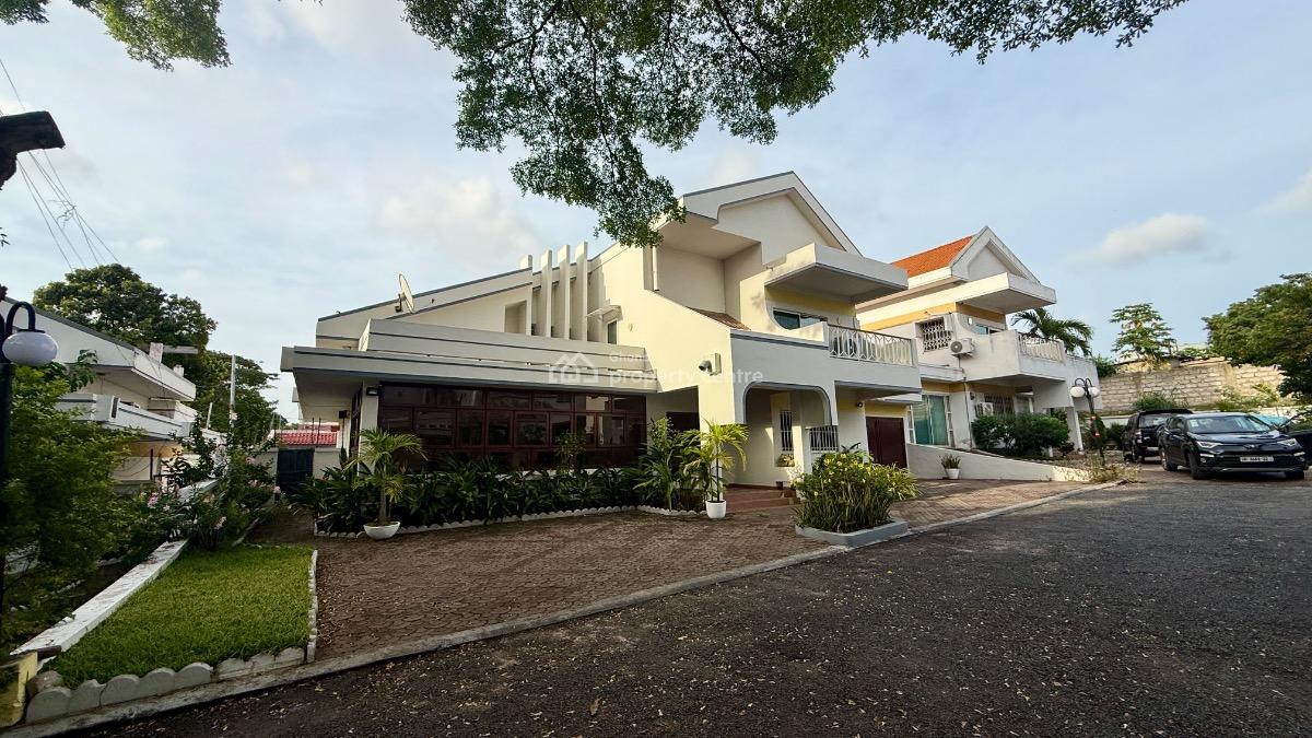 4 Bedroom Townhouse with Staff Quarters in a Gated Community, Cantonments, Accra, Townhouse for Rent