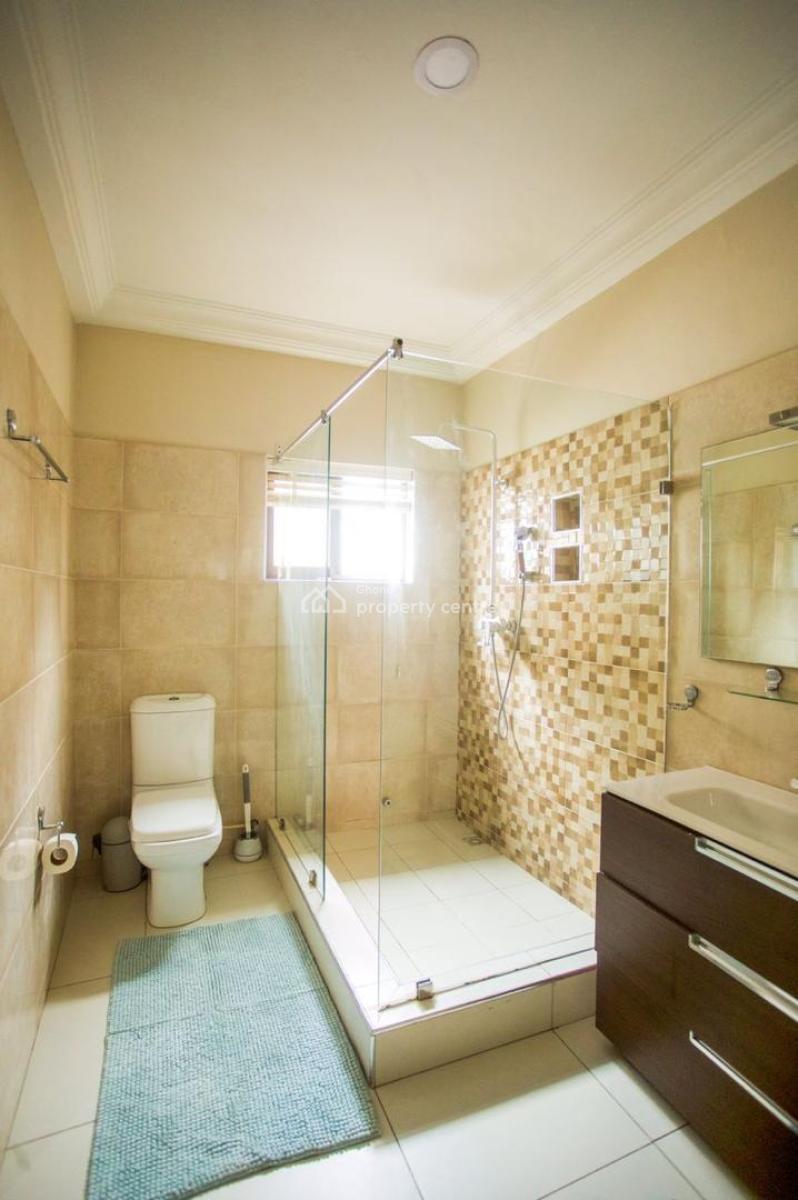 3 Bedrooms Furnished at Parakuo Estate, Parakuo Estate, Dome, Ga East Municipal, Accra, Townhouse for Rent