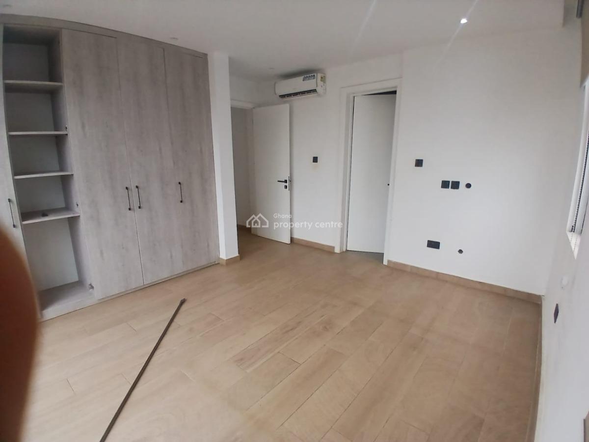 Executive 4 Bedrrom Townhouse, 15 Burma Enclave, Tse Addo, Accra, Townhouse for Rent