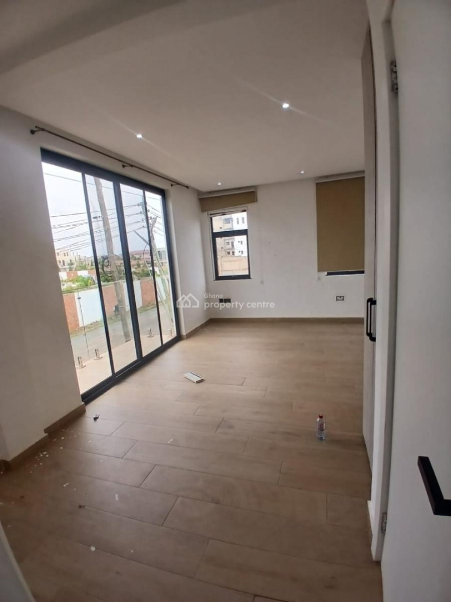 Executive 4 Bedrrom Townhouse, 15 Burma Enclave, Tse Addo, Accra, Townhouse for Rent