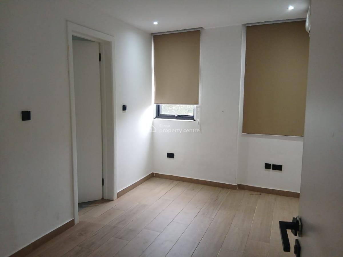 Executive 4 Bedrrom Townhouse, 15 Burma Enclave, Tse Addo, Accra, Townhouse for Rent