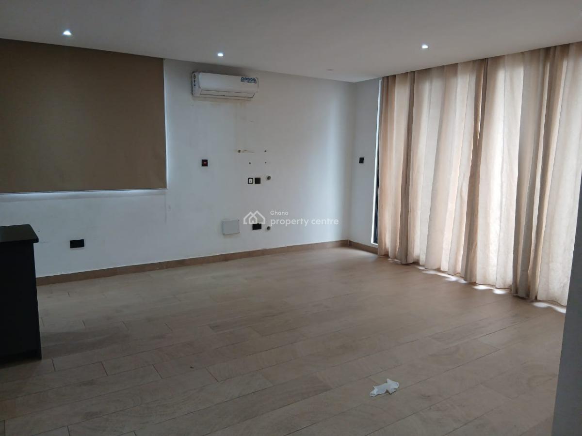 Executive 4 Bedrrom Townhouse, 15 Burma Enclave, Tse Addo, Accra, Townhouse for Rent