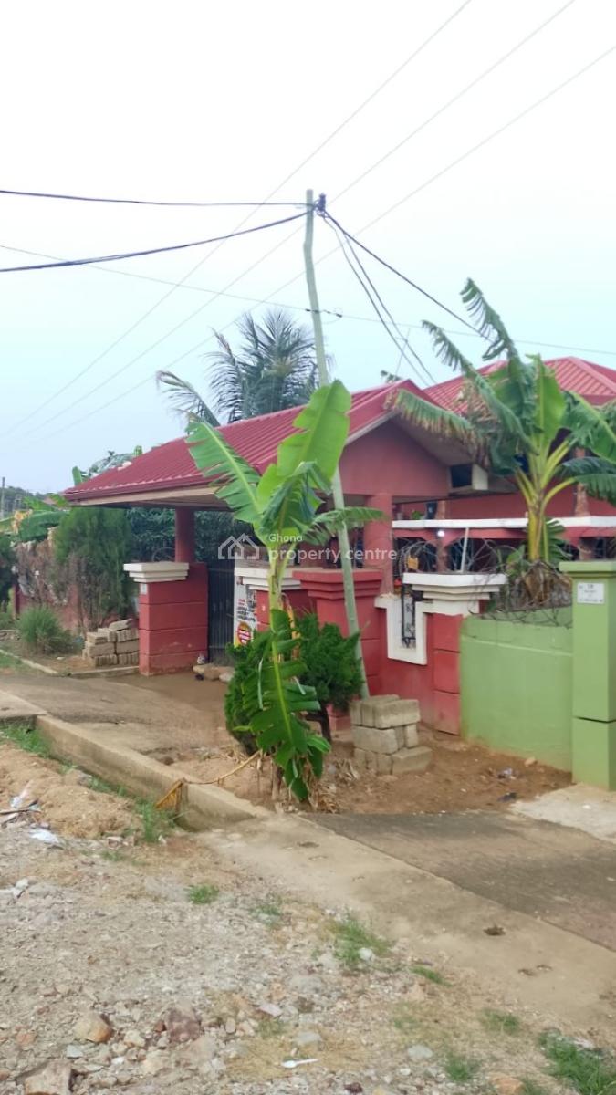 5brm Storey at Awoshie Anyaa Deeper Life Area, Accra, Anyaa Deeper Life Area, Awoshie, Ga Central Municipal, Accra, Detached Bungalow for Sale