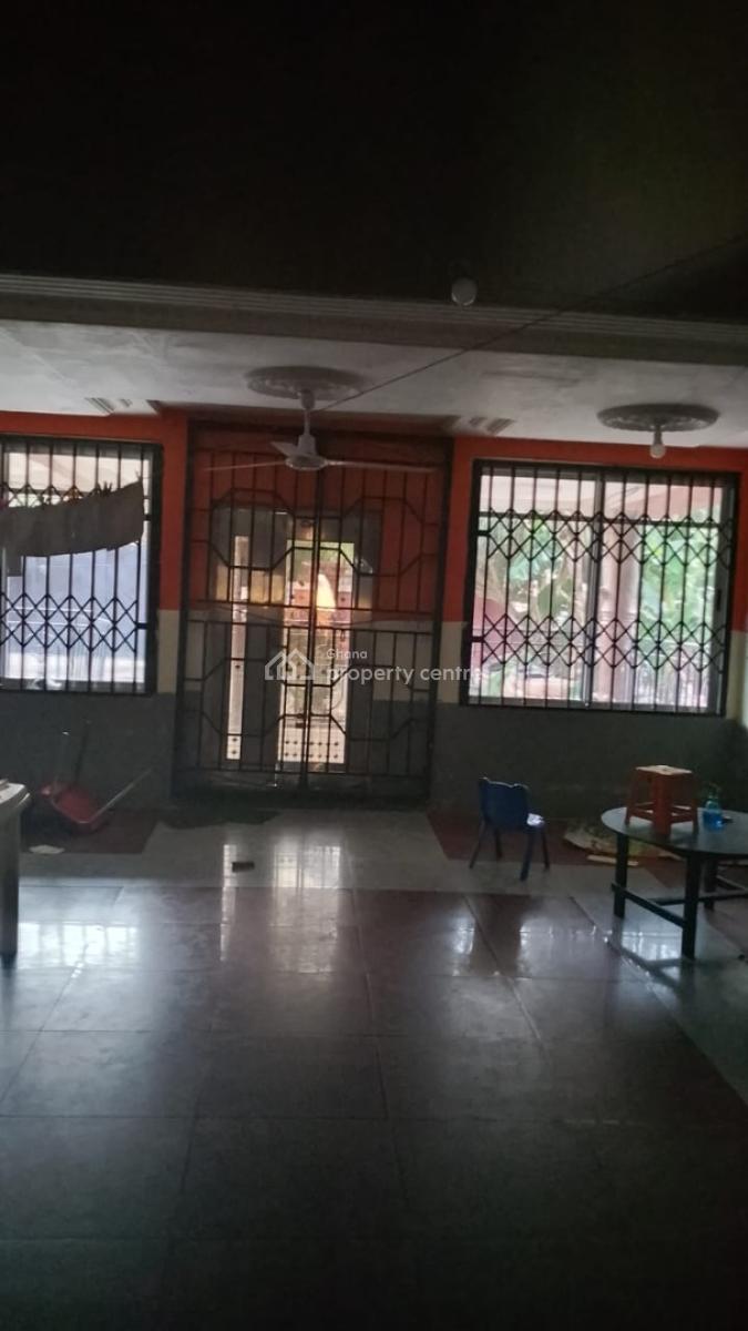 5brm Storey at Awoshie Anyaa Deeper Life Area, Accra, Anyaa Deeper Life Area, Awoshie, Ga Central Municipal, Accra, Detached Bungalow for Sale