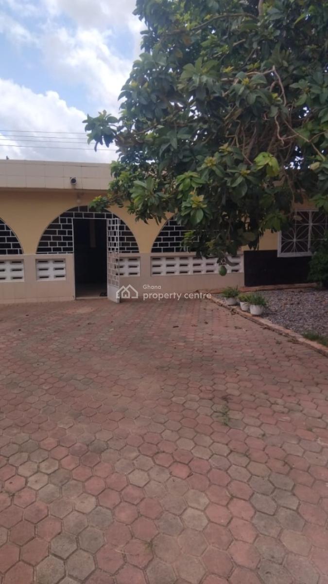 Titled 5brm+ 2brm Outhouse at Adenta, Accra, Adenta Filling Station Area, Adenta Municipal, Accra, Detached Duplex for Sale