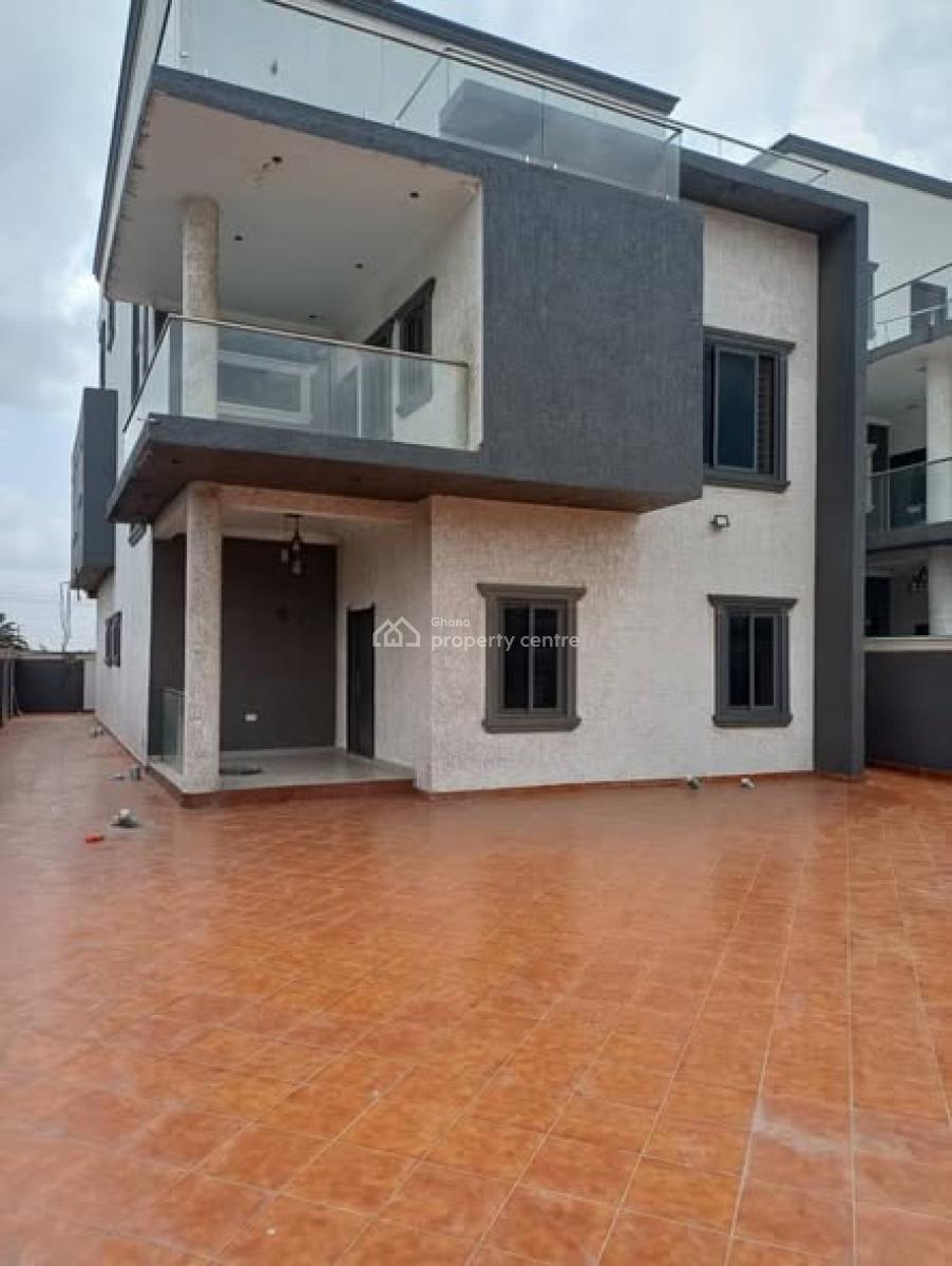 Executive5-bedroom Townhome @ Achimota Mile7, Achimota, Accra, Townhouse for Sale