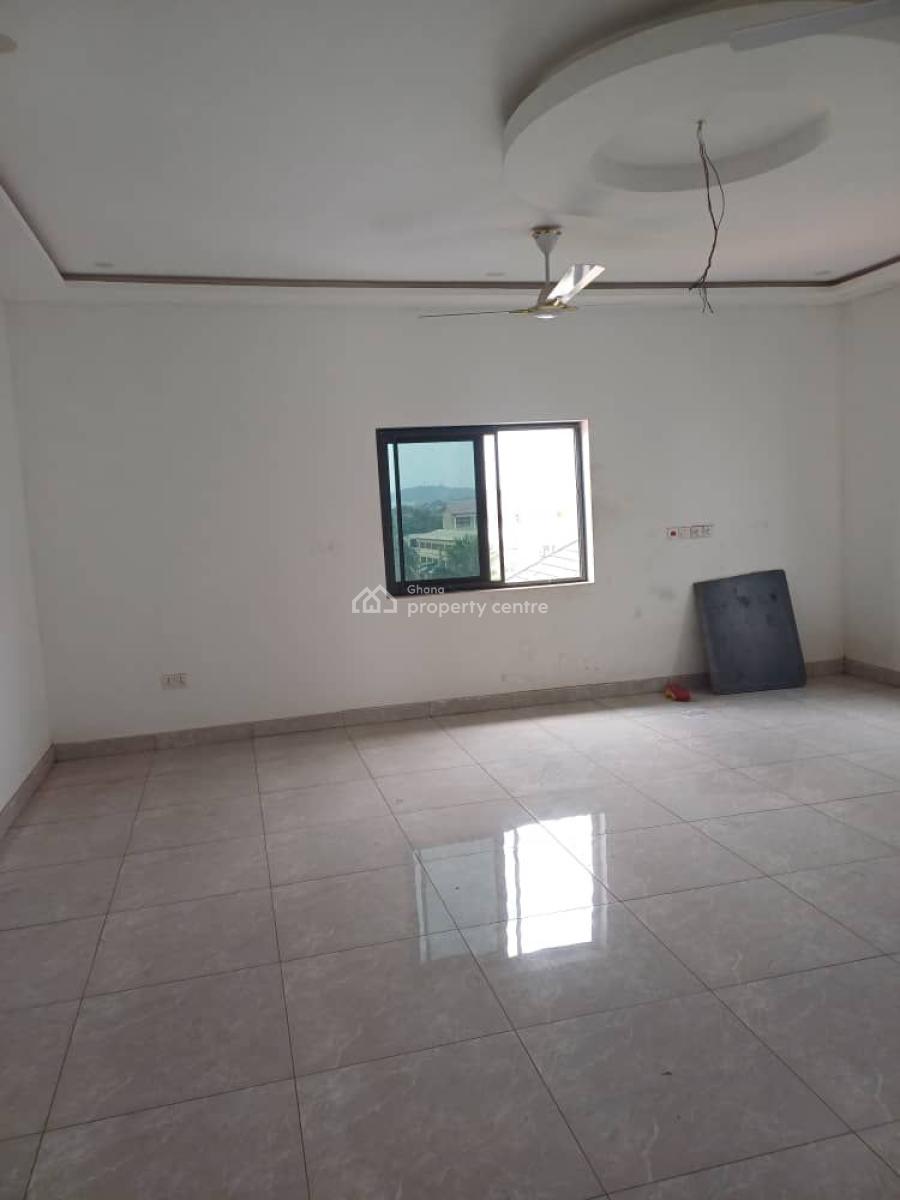Executive5-bedroom Townhome @ Achimota Mile7, Achimota, Accra, Townhouse for Sale