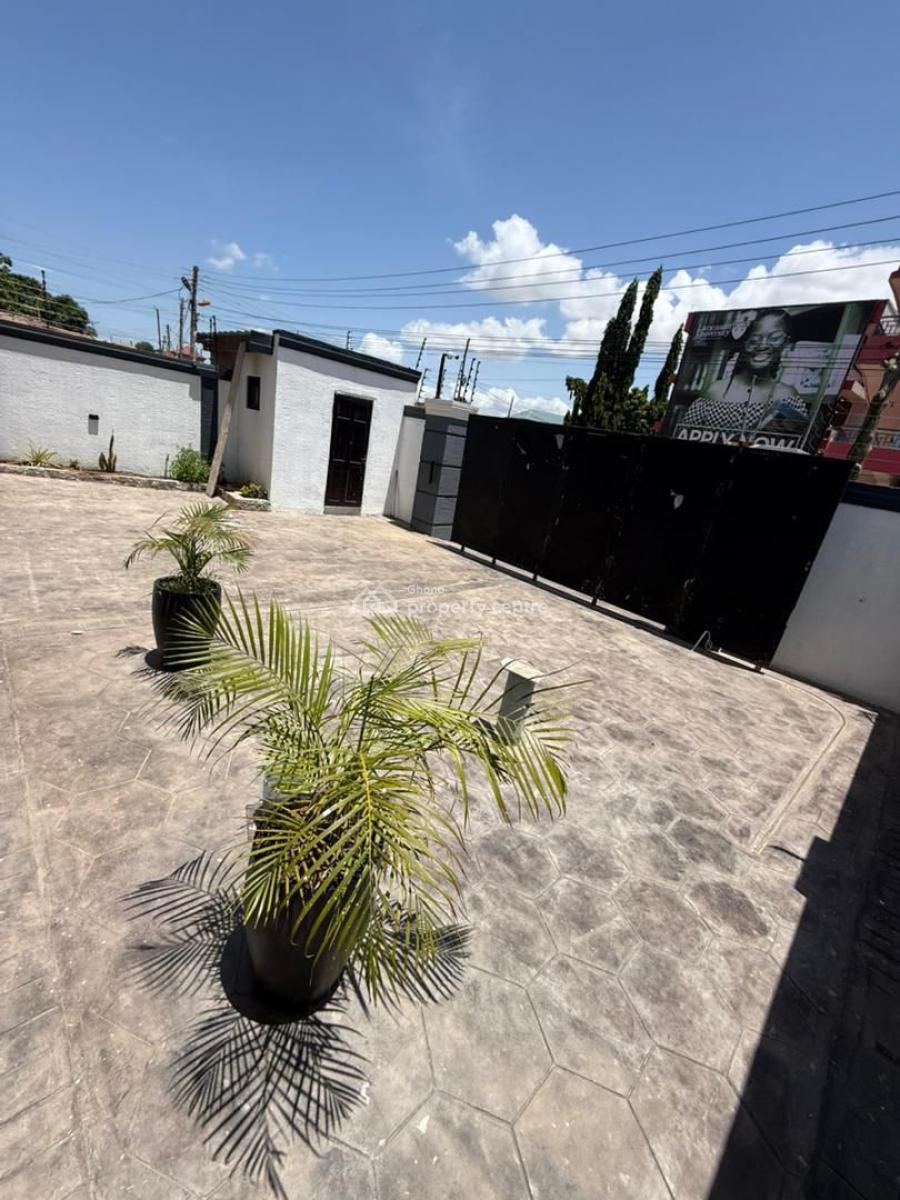 Modern 4-bedroom Detached Home @ Tantra Hill, Tantra Hill, Ga West Municipal, Accra, Detached Duplex for Sale