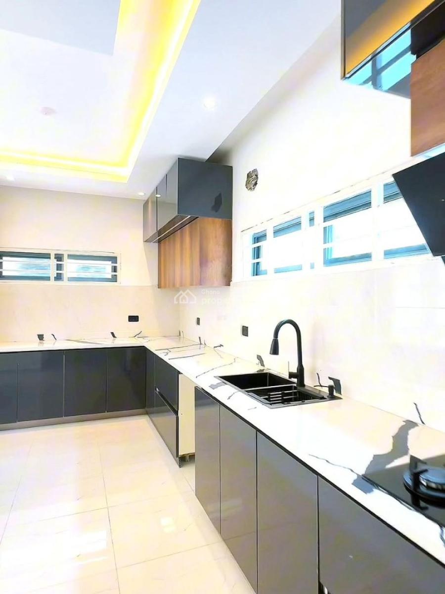 Executive 3 Bedrooms, Adenta Municipal, Accra, House for Sale