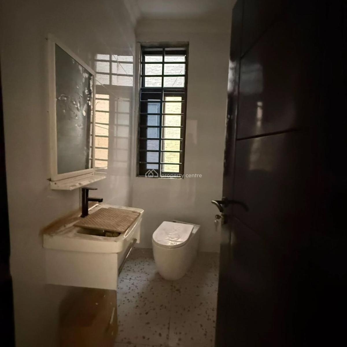 Executive 4 Bedrooms, Ashaley Botwe, Adenta Municipal, Accra, House for Sale