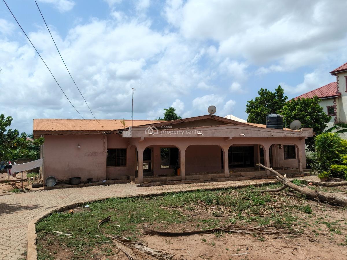 7 Bedrooms House, Atonsu Esereso, Divine., Kumasi Metropolitan, Ashanti, House for Sale