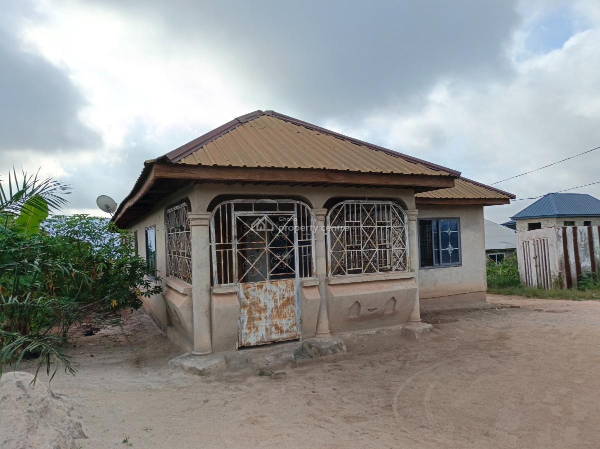 5 Bedrooms, Kenyasi Adwumam., Kumasi Metropolitan, Ashanti, House for Sale