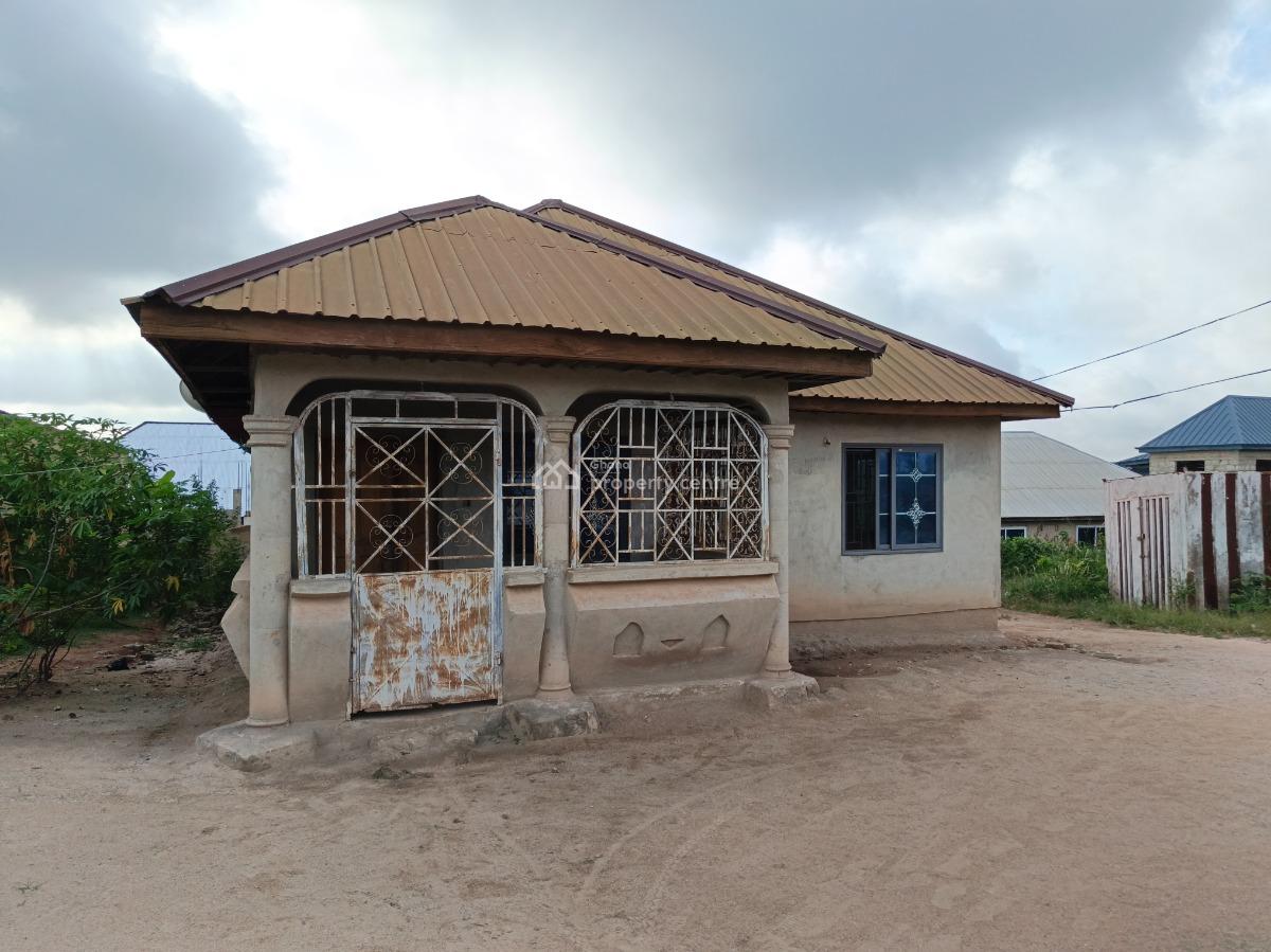 5 Bedrooms, Kenyasi Adwumam., Kumasi Metropolitan, Ashanti, House for Sale