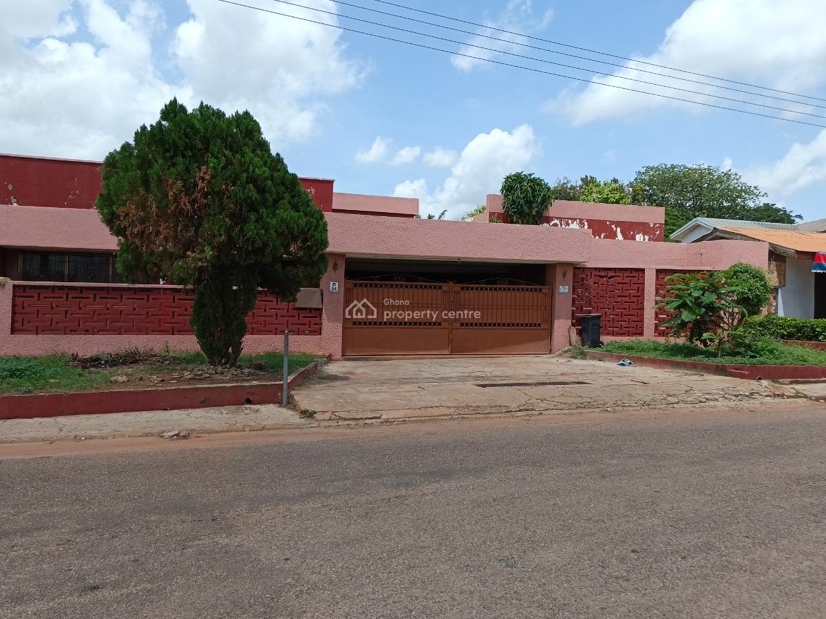 5 Bedrooms, Kwadaso Estate, Near Patasi, Near Sofoline, Near Bantama., Kumasi Metropolitan, Ashanti, House for Sale