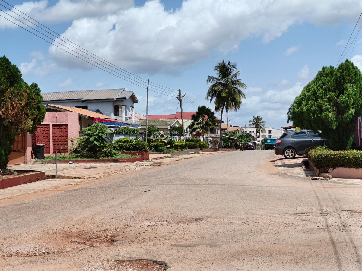 5 Bedrooms, Kwadaso Estate, Near Patasi, Near Sofoline, Near Bantama., Kumasi Metropolitan, Ashanti, House for Sale