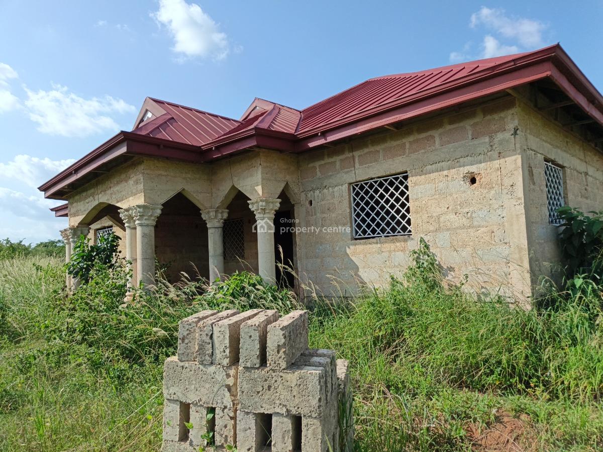 4 Bedrooms House, Asonomaso Nkwanta, Near Mampongteng., Kumasi Metropolitan, Ashanti, House for Sale