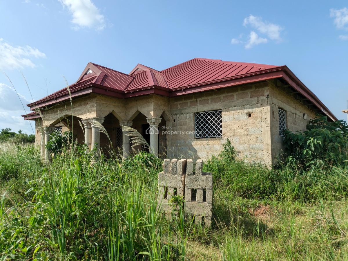 4 Bedrooms House, Asonomaso Nkwanta, Near Mampongteng., Kumasi Metropolitan, Ashanti, House for Sale