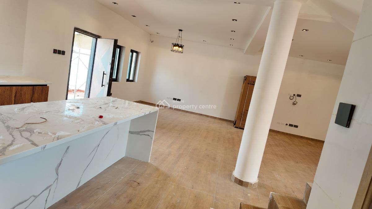 4 Bed Townhouse (3 Bedrooms + 1 Primary Penthouse Suite) Semi-detached, Tse Addo, Accra, Townhouse for Sale