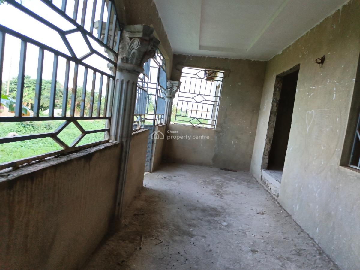 4 Bedrooms House, Krobo, Near Kenyasi Abrem., Kumasi Metropolitan, Ashanti, House for Sale