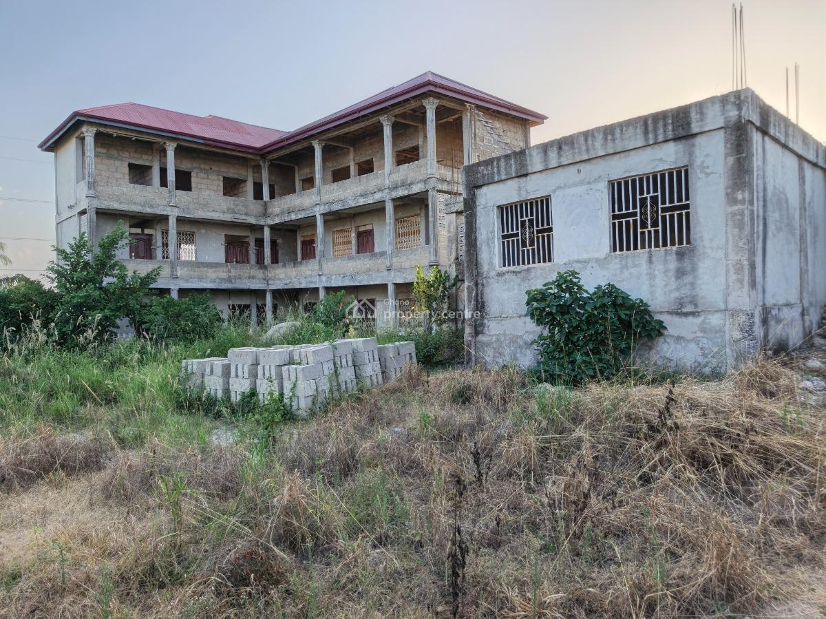 School, Adesina, Near Kenyasi Abrem., Kumasi Metropolitan, Ashanti, School for Sale