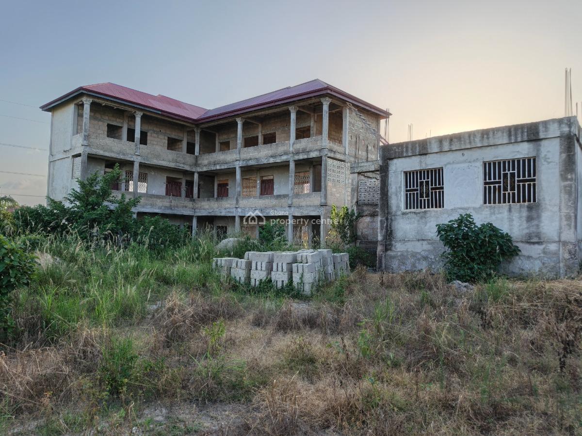School, Adesina, Near Kenyasi Abrem., Kumasi Metropolitan, Ashanti, School for Sale
