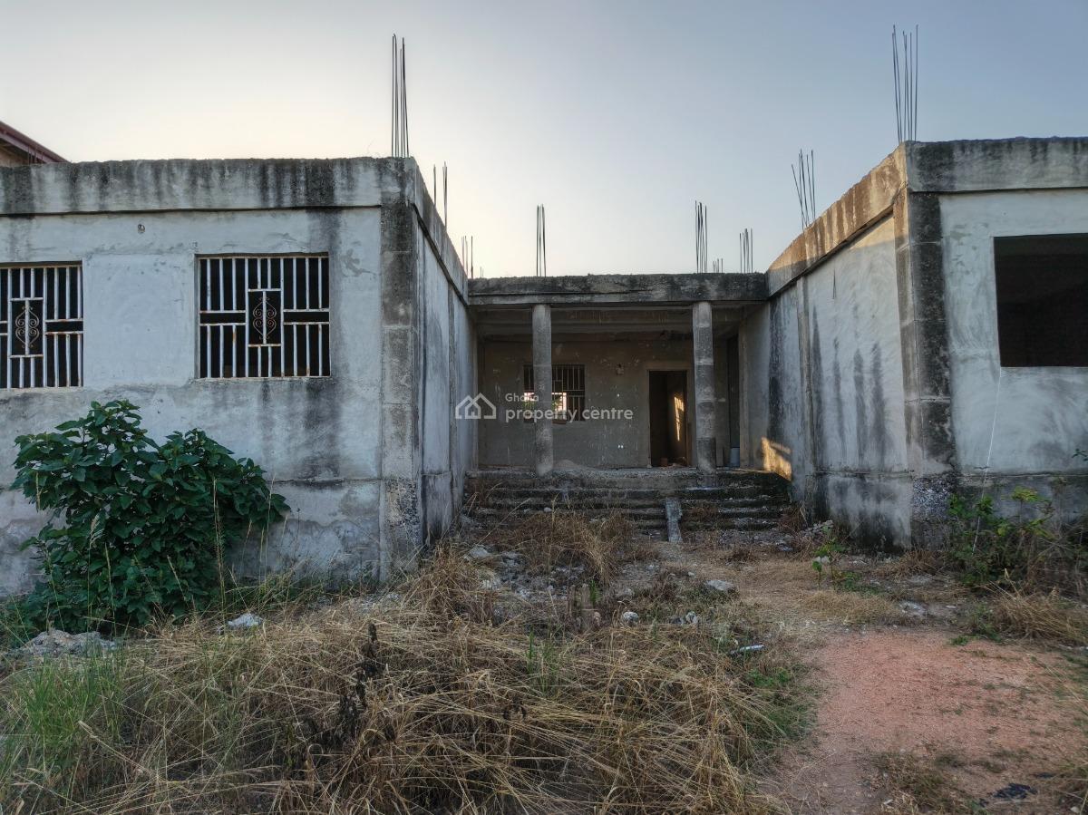 School, Adesina, Near Kenyasi Abrem., Kumasi Metropolitan, Ashanti, School for Sale