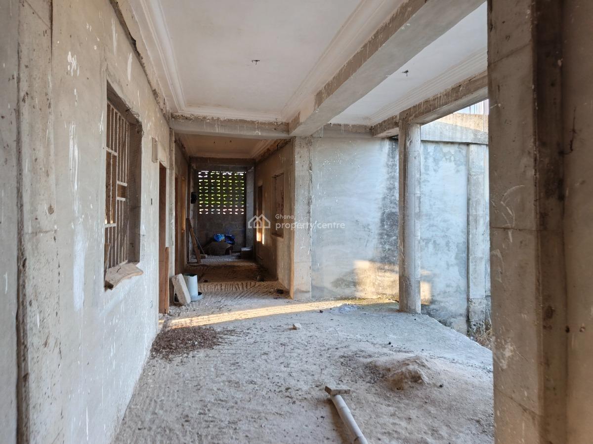 School, Adesina, Near Kenyasi Abrem., Kumasi Metropolitan, Ashanti, School for Sale