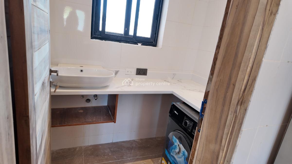 4 Bed Townhouse (3 Bedrooms + 1 Primary Penthouse Suite) Semi-detached, Tse Addo, Accra, Townhouse for Rent