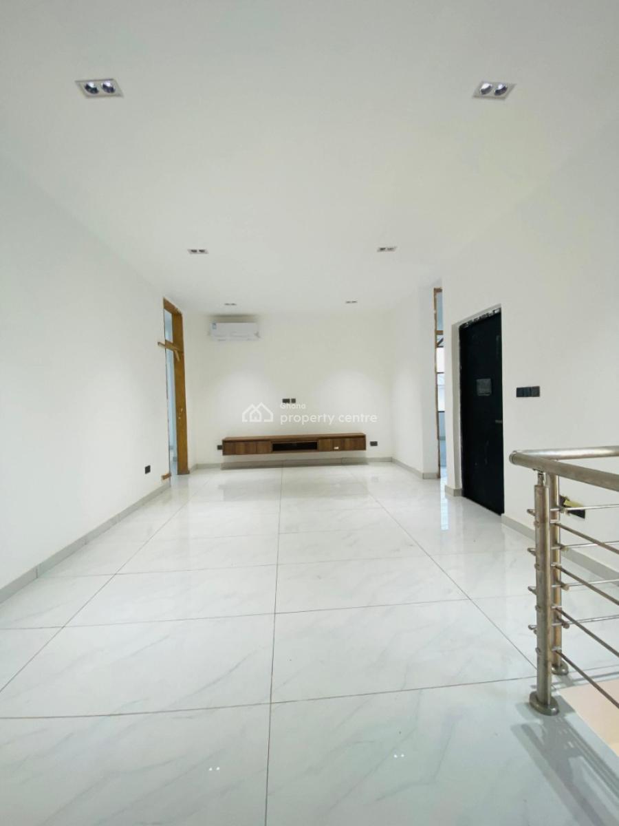 Executive 4 Bedroom, Oyarifa, La Nkwantanang Madina Municipal, Accra, House for Sale