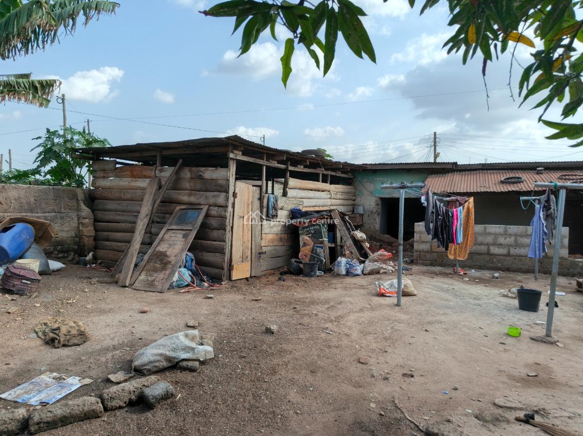 Plot.    ( Anloga Junction Anwiam Clinic), Anloga Junction Anwiam Clinic, Kumasi Metropolitan, Ashanti, Residential Land for Sale