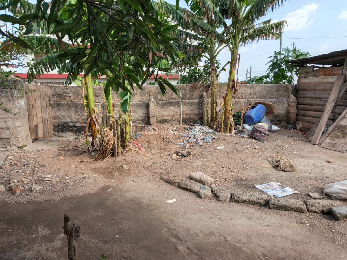 Plot.    ( Anloga Junction Anwiam Clinic), Anloga Junction Anwiam Clinic, Kumasi Metropolitan, Ashanti, Residential Land for Sale
