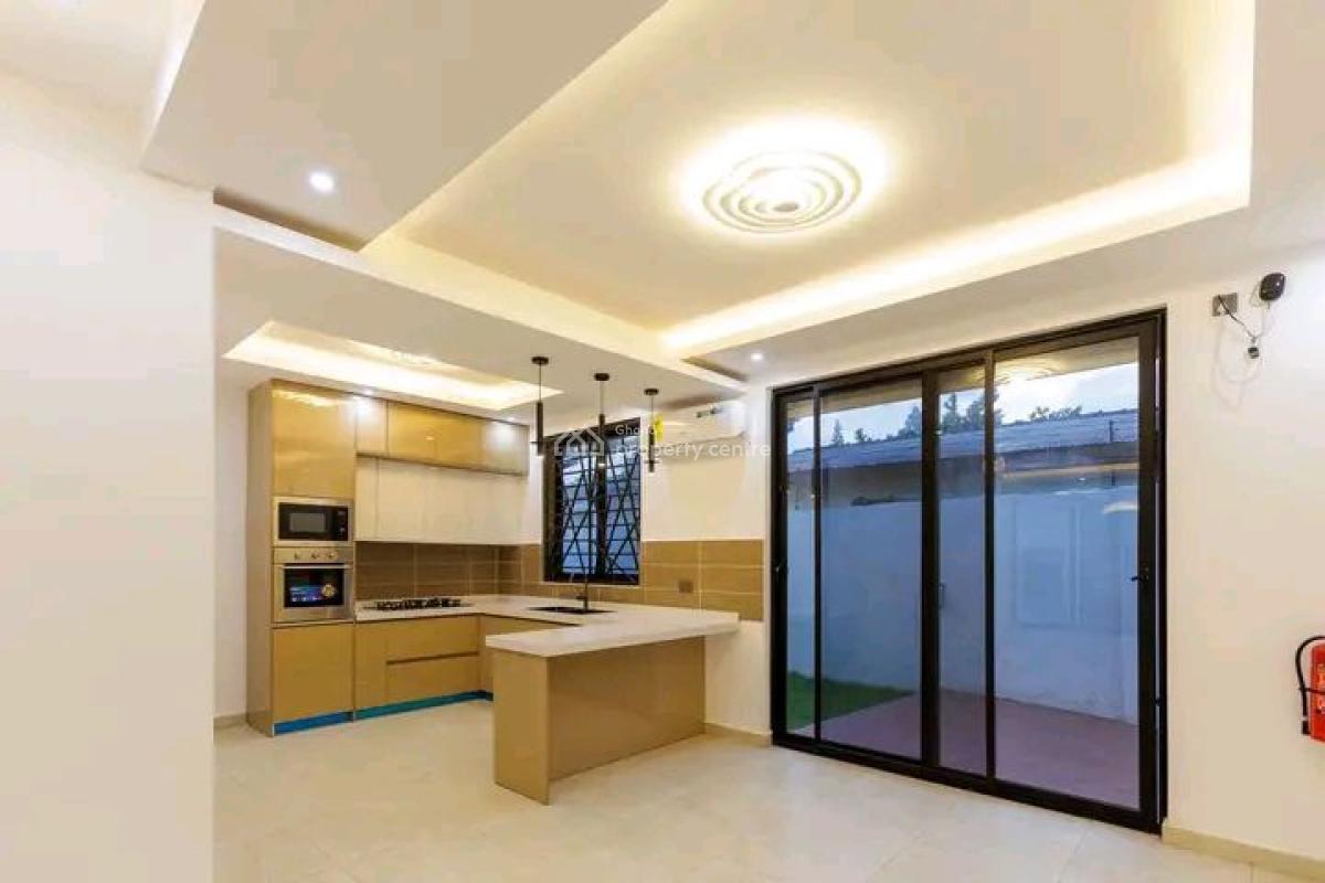 Modern 4-bedroom Townhouse, East Legon, Accra, Townhouse for Rent