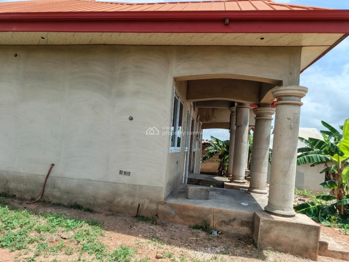 4 Bedrooms, Asuofia Kokoben, Near Owhim Amanfrom., Kumasi Metropolitan, Ashanti, House for Sale