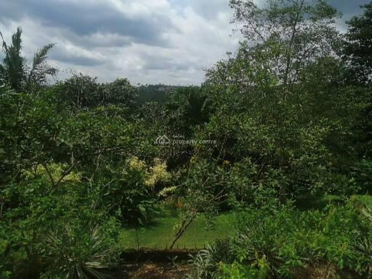 Executive 7 Bedroom House on 1 Acre Land, Gyankama, Aburi, Akuapim South Municipal, Eastern Region, Mixed-use Land for Sale